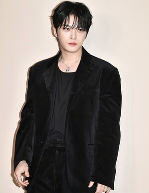 김재중, 오컬트 호러 영화 주인공 됐다 [공식] - 뉴스 썸네일 이미지