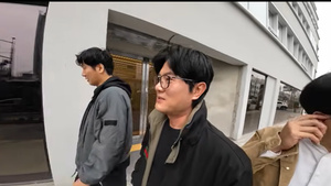 신혼여행 관련 근황을 전한 영식